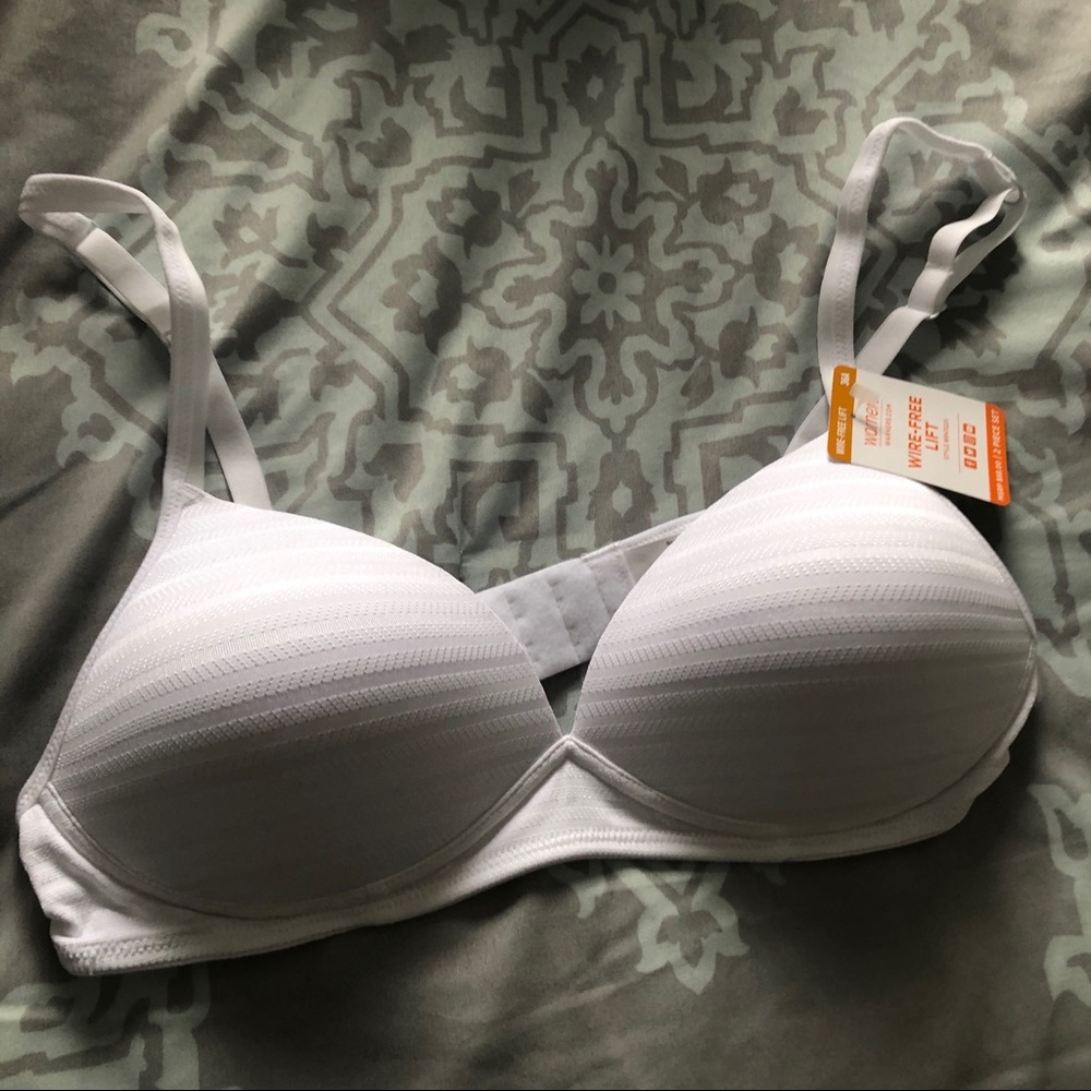 NEW Warner’s Wireless Bra 🎀